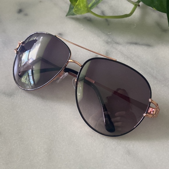 Piranha 100% UVA/UVB Protection sunglasses - Aviator rose gold frames frames - Picture 3 of 8